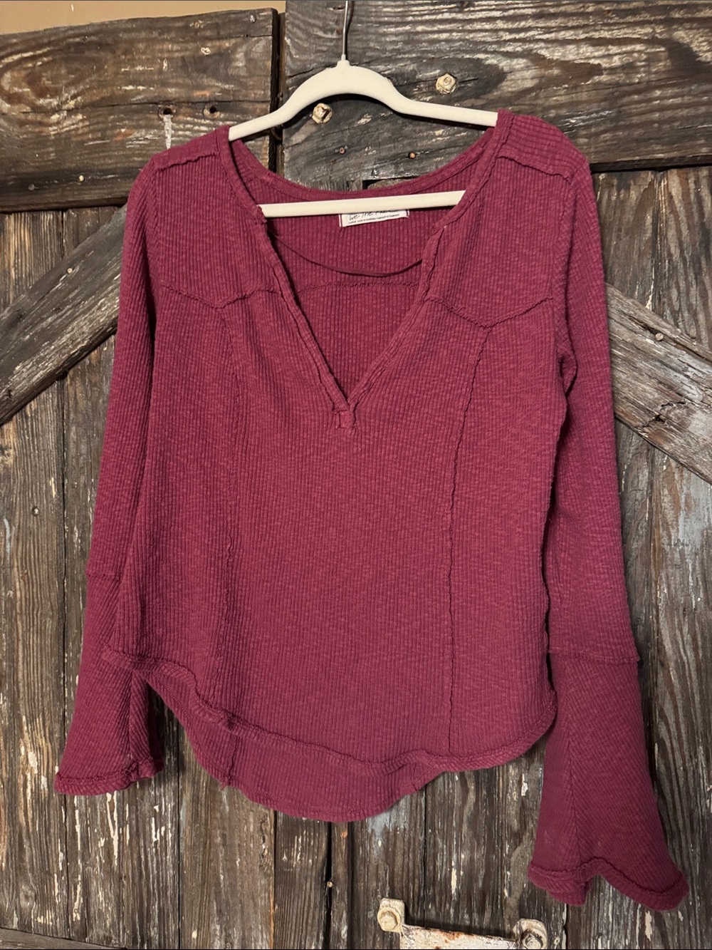 We The Free Ribbed V-Neck Tunic Top in Wine